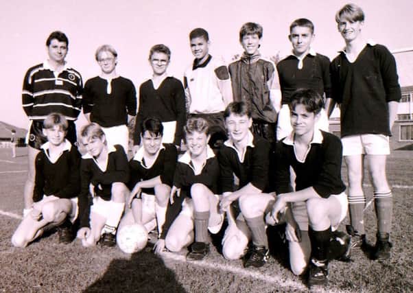 Billinghay's Lafford School football team in 1992. EMN-171030-115258001