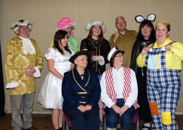 The cast of Dick Whittingham is getting ready to entertain at Caistor Town Hall EMN-171113-122928001