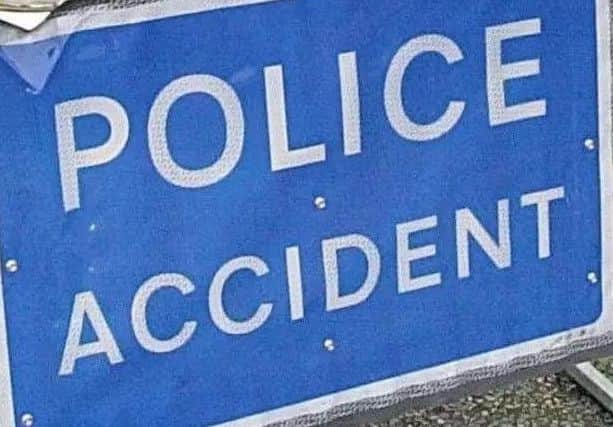 Police accident EMN-171116-104254001